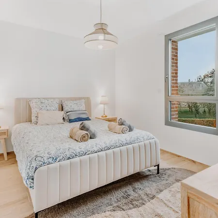 Holiday home Superbe Maison Neuve Aux Portes De Cabourg Douville-en-Auge